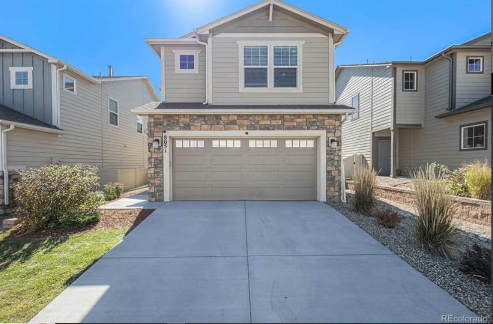 Exquisite 2-story Home